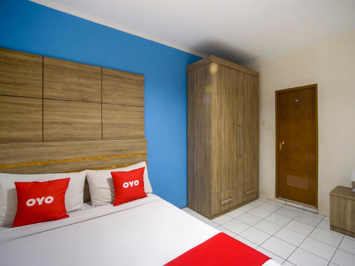 Hotel Oyo 3754 Prosperity Mansion Jakarta Exterior foto